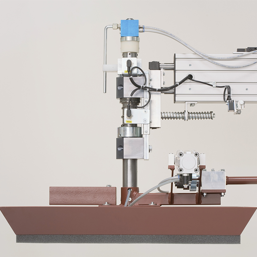 LITOMAT S500 - Andrückplatte Liegat-LITOMAT S500 - vollautomatische Stretchfolien-Verpackungsanlage